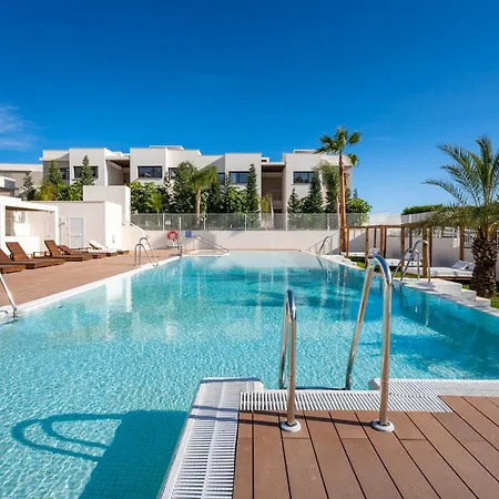 Lotus With Pool By Costarentals - Ref 240