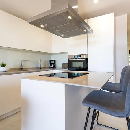 Apartment Lotus With Pool By Costarentals - Ref 240