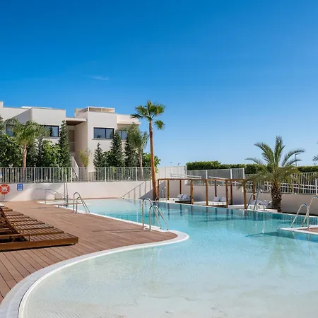 Lotus With Pool By Costarentals - Ref 240